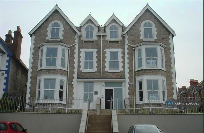 1 Bedroom Flat To Rent In The Grosvenor, Colwyn Bay, LL29