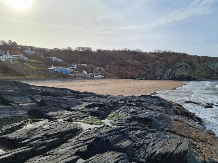 2 Bedroom Cottage For Sale In Tresaith, Cardigan, SA43
