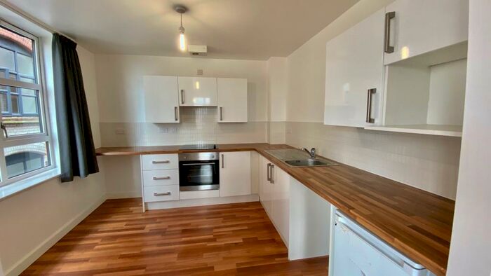 1 Bedroom Apartment To Rent In Clyde Court, Erskine Street, LE1