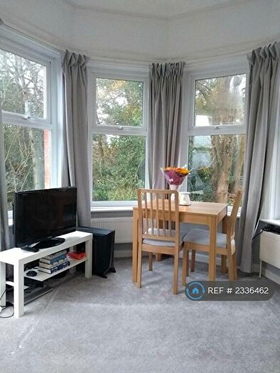 1 Bedroom Flat To Rent In Drury Road, Bournemouth, BH4