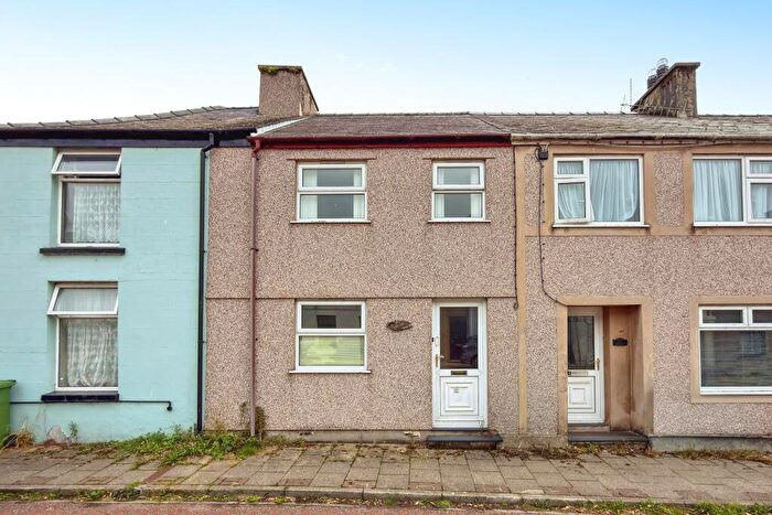 3 Bedroom Terraced House For Sale In Baptist Street, Penygroes, Caernarfon, Gwynedd, LL54