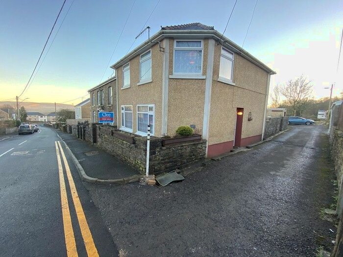 3 Bedroom End Of Terrace House For Sale In Rhiw Road, Rhiwfawr, Swansea. SA9
