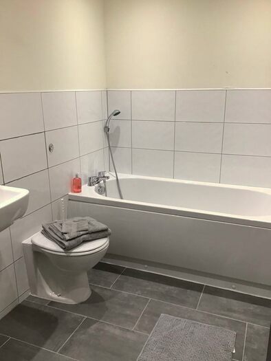 2 Bedroom Apartment To Rent In Cape Street, Bradford, West Yorkshire, BD1
