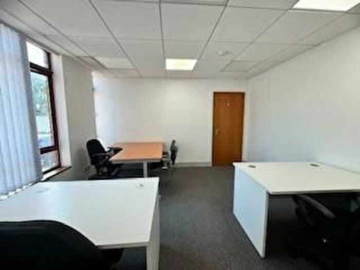 Office To Rent In Uxbridge Road, Hayes, UB4