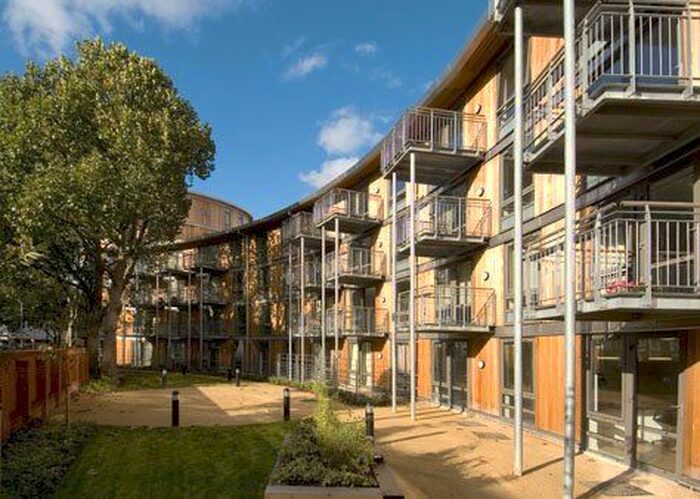 1 Bedroom Flat To Rent In Ashfield Court, Clapham Road, Stockwell, SW9