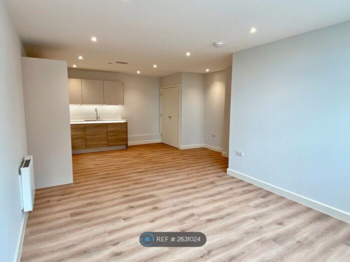 1 Bedroom Flat To Rent In Christchurch Road, Bournemouth, BH1