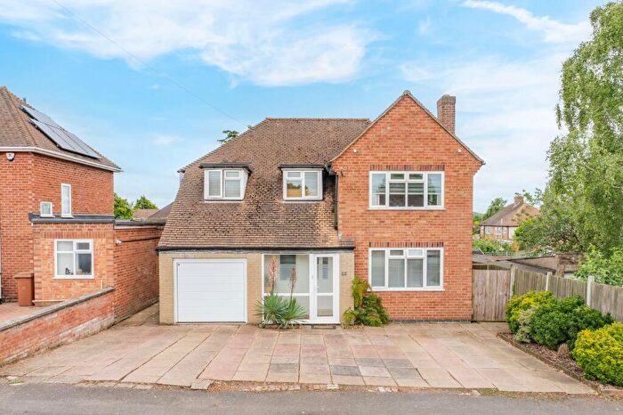 3 Bedroom Detached House For Sale In Milton Avenue, Wellingborough, NN8