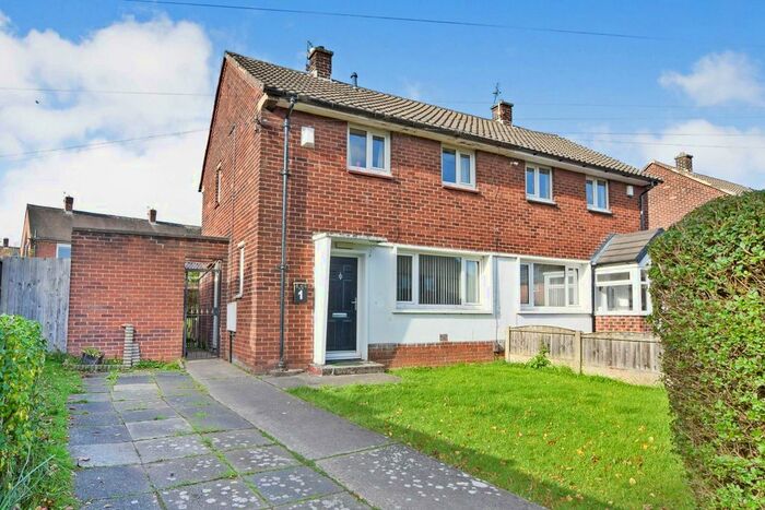 2 Bedroom Semi-Detached House To Rent In Martinscroft Road, Wythenshawe, Manchester, M23
