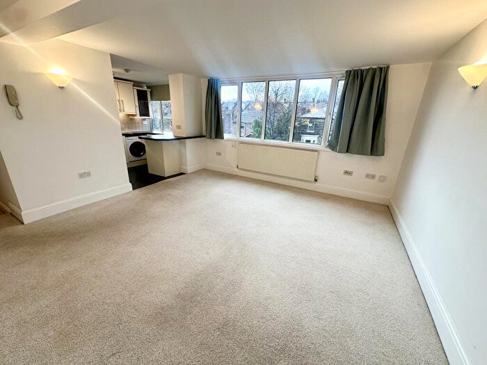 2 Bedroom Flat To Rent In Wostenholm Road, Nether Edge, S7