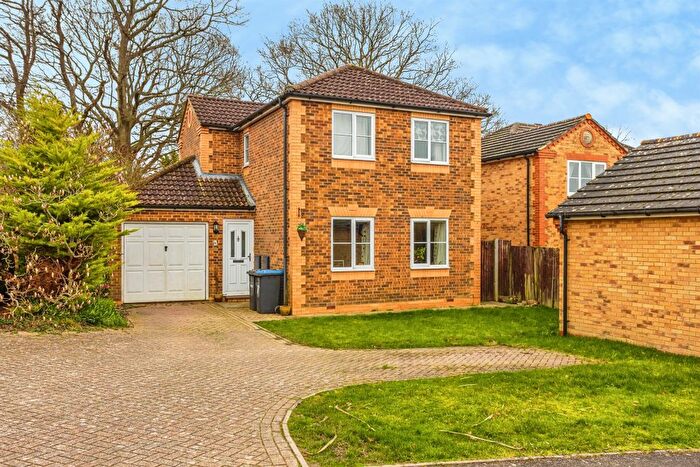 3 Bedroom Detached House For Sale In The Maltings, Burgess Hill, RH15