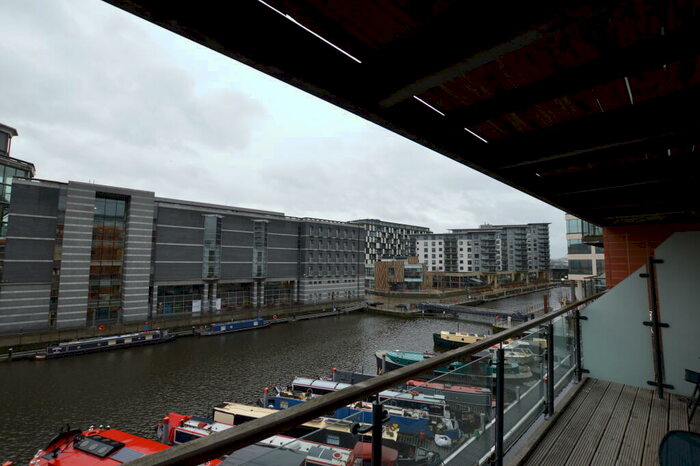 2 Bedroom Apartment To Rent In Mackenzie House, Chadwick Street, Leeds City Centre, LS10