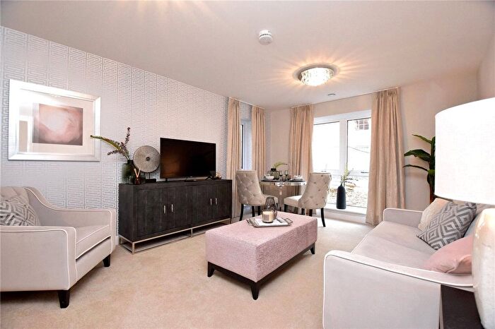 2 Bedroom Flat For Sale In Apartment, Thomas Wolsey Place, Lower Brook Street, Ipswich, IP4