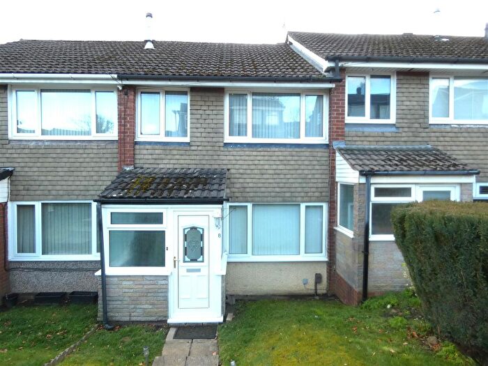 3 Bedroom Terraced House For Sale In Bidston Close, Shaw, Oldham, OL2