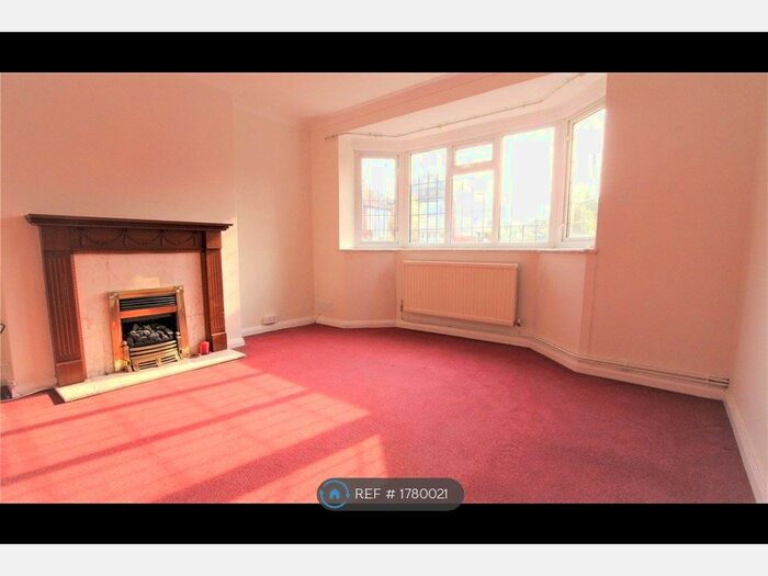 2 Bedroom Maisonette To Rent In Courtfield Avenue, Harrow, HA1