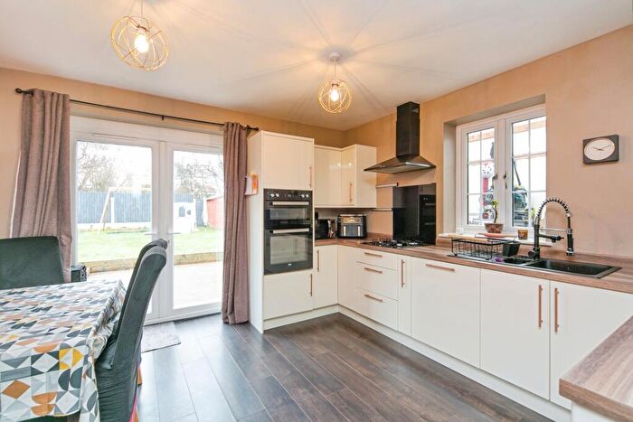 3 Bedroom Semi-Detached House For Sale In South Avenue, Prestatyn, LL19