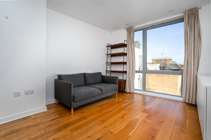 1 Bedroom Apartment To Rent In Highbury Grove, London, N5