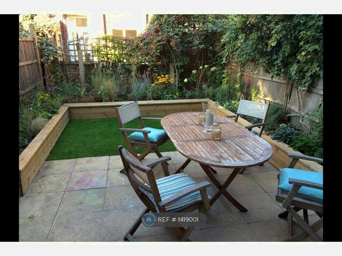 3 Bedroom Terraced House To Rent In Willow Vale, London, W12