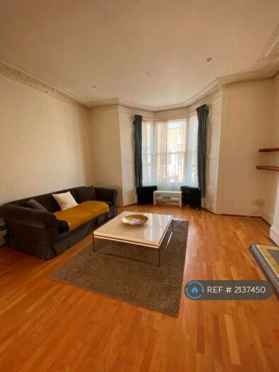 1 Bedroom Flat To Rent In Dalston, London, E8