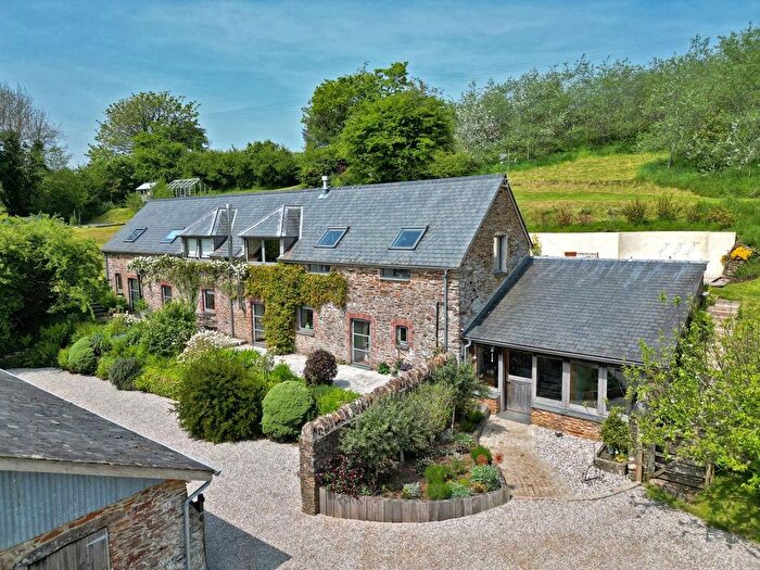 6 Bedroom Barn Conversion For Sale In Harberton, Totnes, TQ9