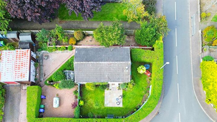 2 Bedroom Bungalow For Sale In Gagiebank, Wellbank, Dundee, DD5