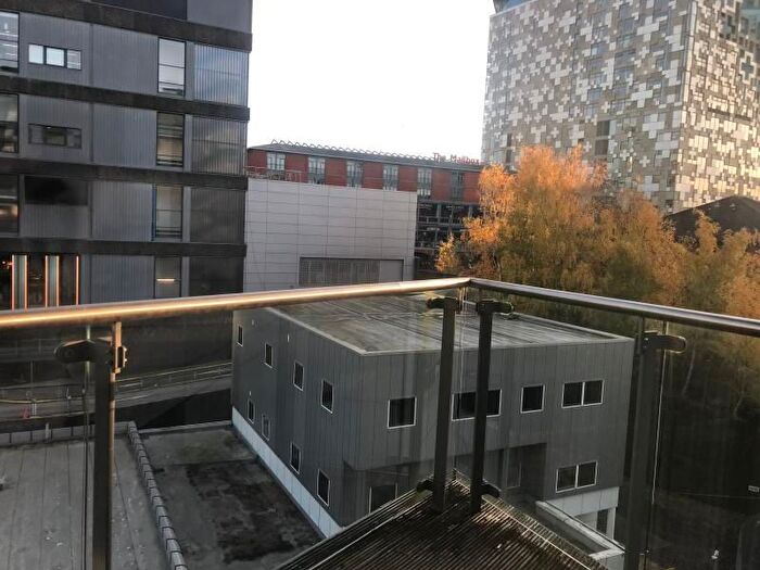 1 Bedroom Flat For Sale In Centenary Plaza, Holliday Street, Birmigham, B1
