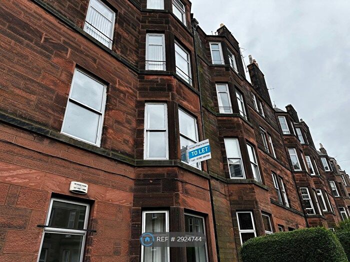2 Bedroom Flat To Rent In Bellefield Avenue, Dundee, DD1