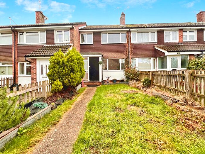 3 Bedroom House For Sale In Woodgreen Walk, Totton, Southampton, SO40