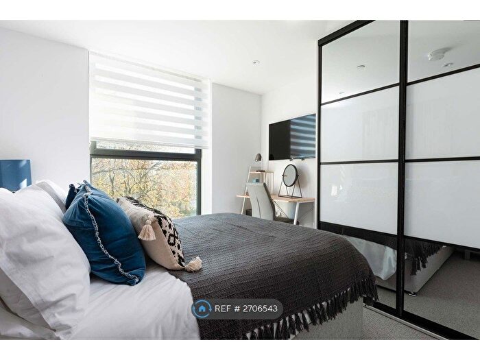 2 Bedroom Flat To Rent In Wollstonecraft Road, Bournemouth, BH5