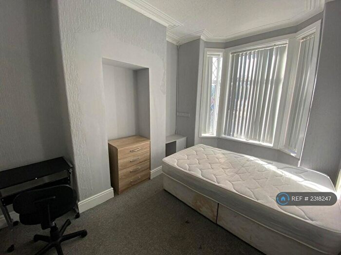4 Bedroom Terraced House To Rent In Blandford Road, Salford, M6
