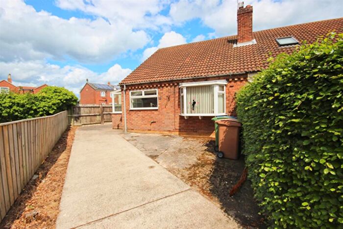 2 Bedroom Semi-Detached Bungalow For Sale In Elm Grove, Aldbrough, HU11