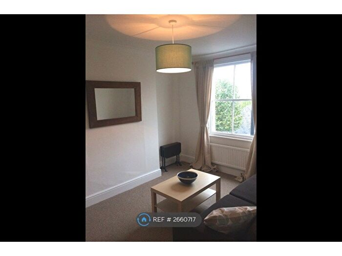 1 Bedroom Flat To Rent In East Hill, London, SW18
