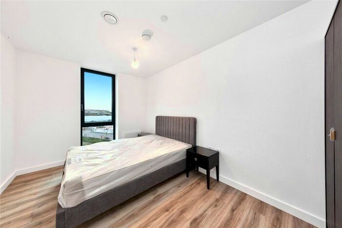 1 Bedroom Flat To Rent In Viva Court, Kimpton Road, Luton, LU2