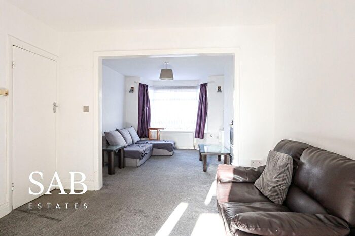 3 Bedroom Terraced House To Rent In Bourne View, Greenford, UB6