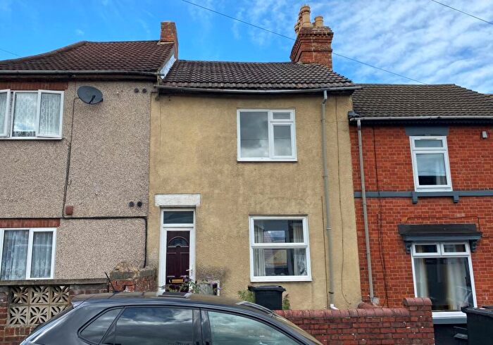3 Bedroom Terraced House For Sale In Stafford Street, Swindon, Wiltshire, SN1