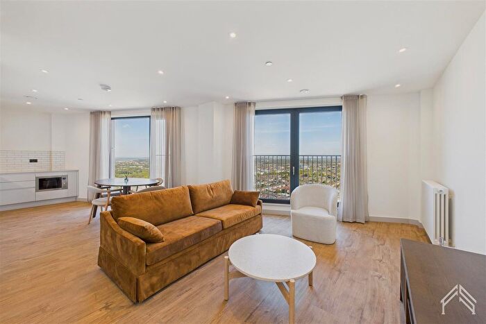 1 Bedroom Flat To Rent In Selborne Road, London, E17