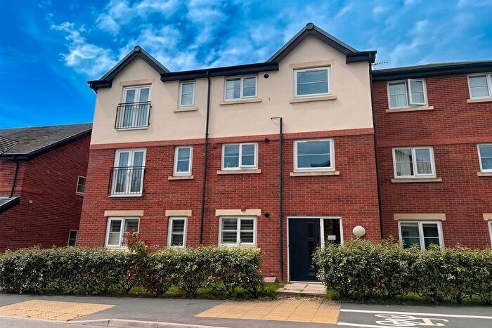 2 Bedroom Flat To Rent In Cable Drive, Helsby, Frodsham, WA6
