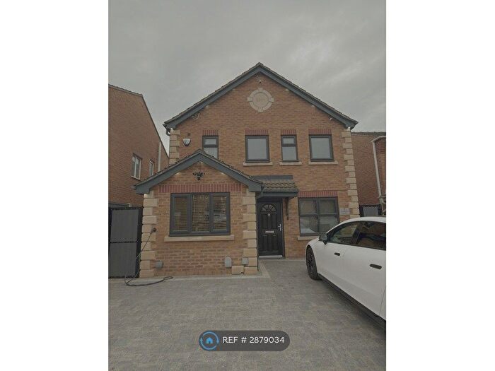 3 Bedroom Detached House To Rent In Cotterdale Gardens, Barnsley, S73