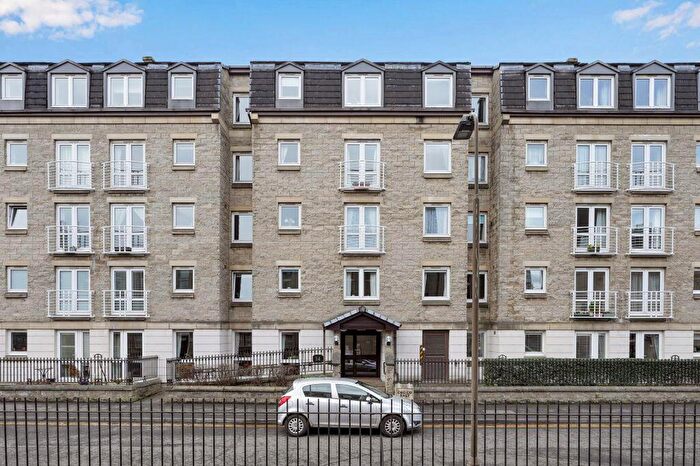 1 Bedroom Retirement Property For Sale In / Maxwell Street, Morningside, Edinburgh, EH10