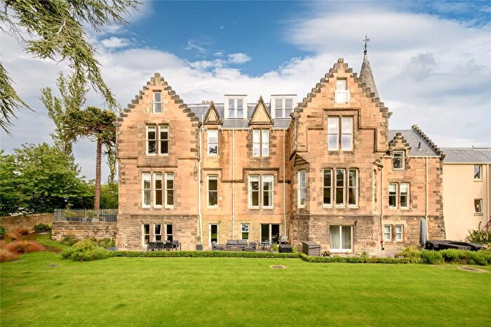 3 Bedroom Penthouse For Sale In South Oswald Road, The Grange, Edinburgh, EH9
