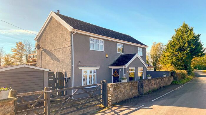 4 Bedroom Detached House For Sale In Goldcliff Road, Newport, NP18