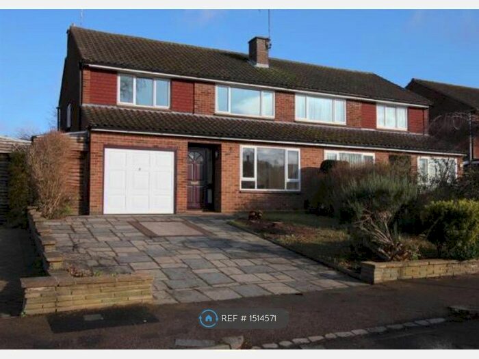 4 Bedroom End Of Terrace House To Rent In High Firs Crescent, Harpenden, AL5