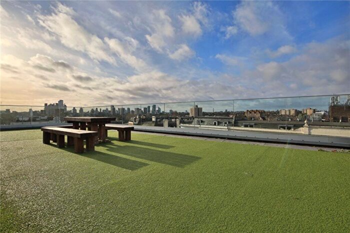 1 Bedroom Apartment For Sale In Ashwin Street, London, E8