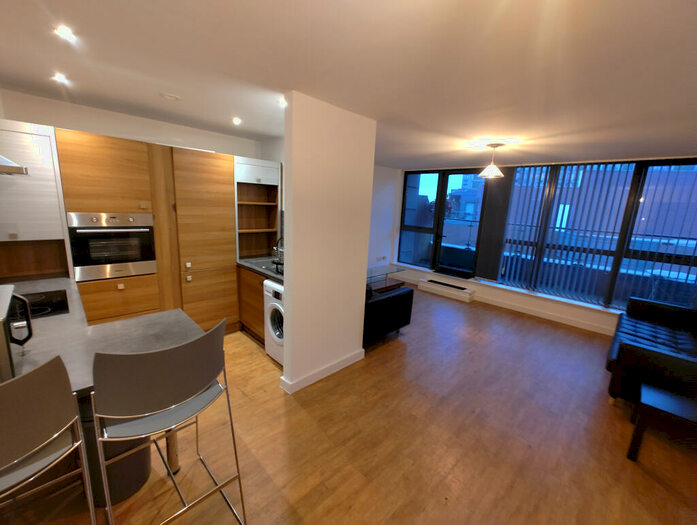 2 Bedroom Apartment To Rent In Quebec Building, City Centre, M3