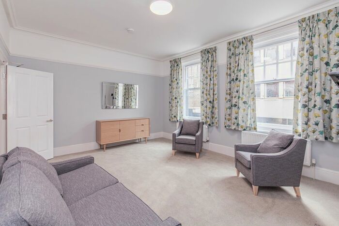 3 Bedroom Flat To Rent In Little Clarendon St, Oxford, OX1