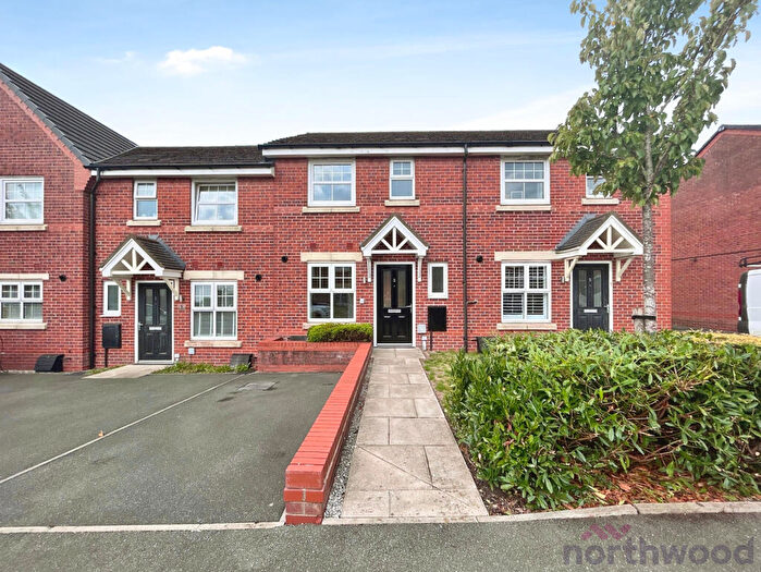 3 Bedroom Mews To Rent In Textile Way, Bolton, BL1