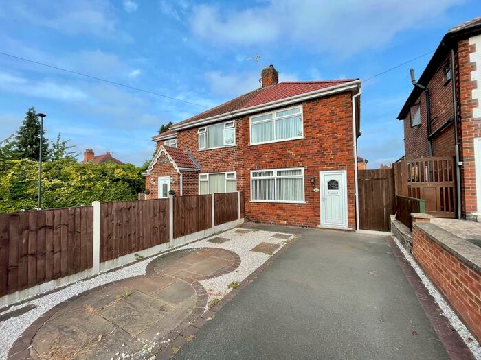 2 Bedroom SemiDetached House To Rent In Chaddesden Park Road