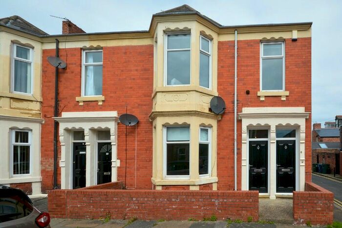 2 Bedroom Apartment To Rent In Hazelwood Avenue, Newcastle Upon Tyne, NE2