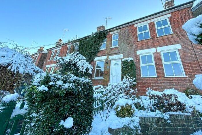 2 Bedroom Property To Rent In Coronation Cottages, Crowborough, TN6