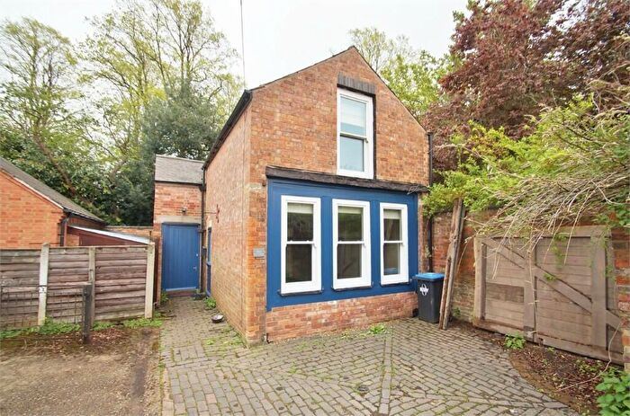 2 Bedroom Detached House To Rent In Hillmorton Road, Rugby, CV22