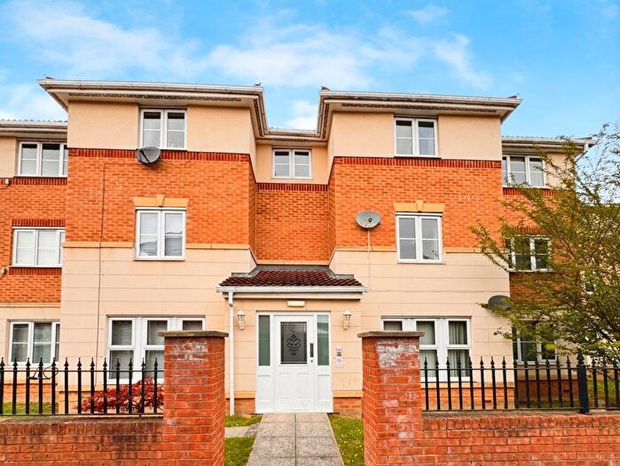 2 Bedroom Apartment For Sale In Queen Street, Cleckheaton, West Yorkshire, BD19